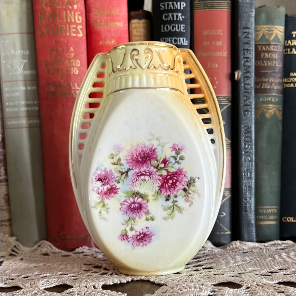 Antique, Early 20th Century Austrian Art Nouveau Floral Filigree Vase